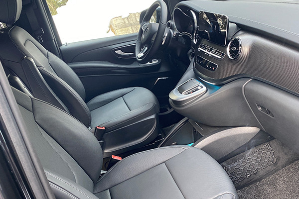 Foto Mercedes Benz V-Klasse 300 4Matic - Limousine - Innenansicht
